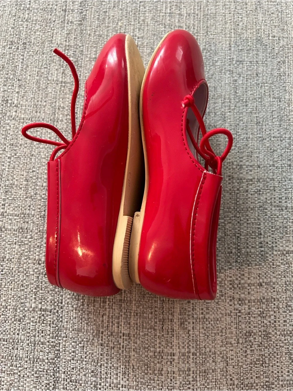 Janie and Jack Girls Red Patent Tie Flats. Size 9